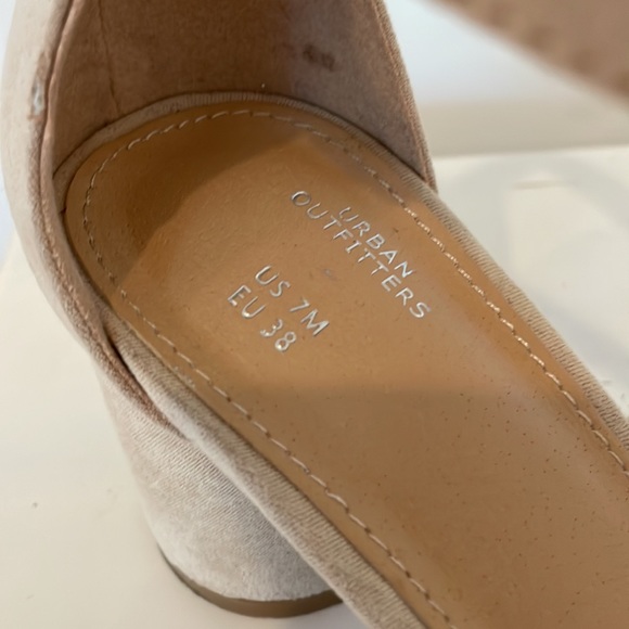 Urban Outfitters Heeled sandals with clear strap - Picture 5 of 5